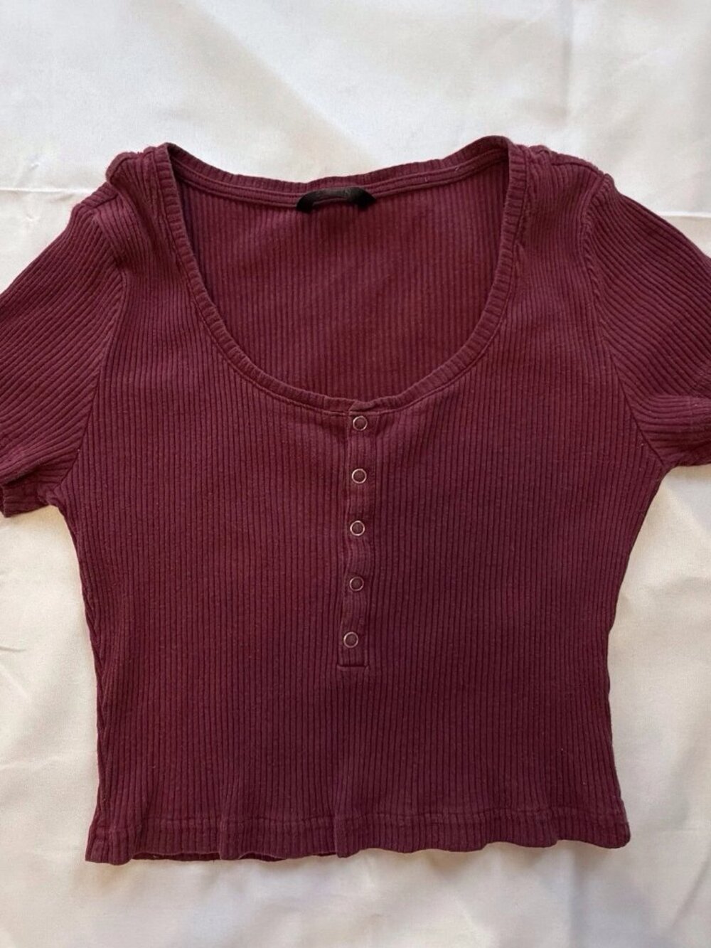 SHEIN ribbed scoop neck maroon short sleeve crop top juniors 1